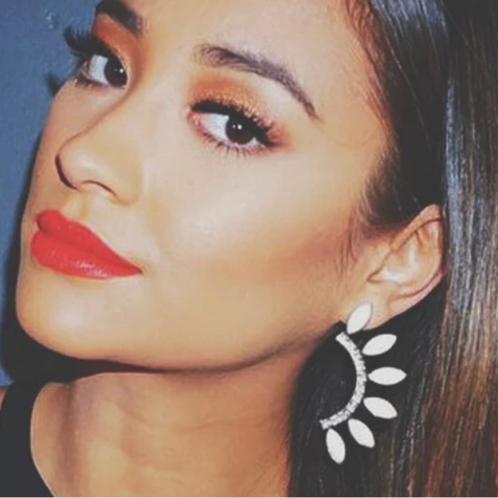 Gorgeous “Byron Bay” earrings by Lionette by Noa Sade.